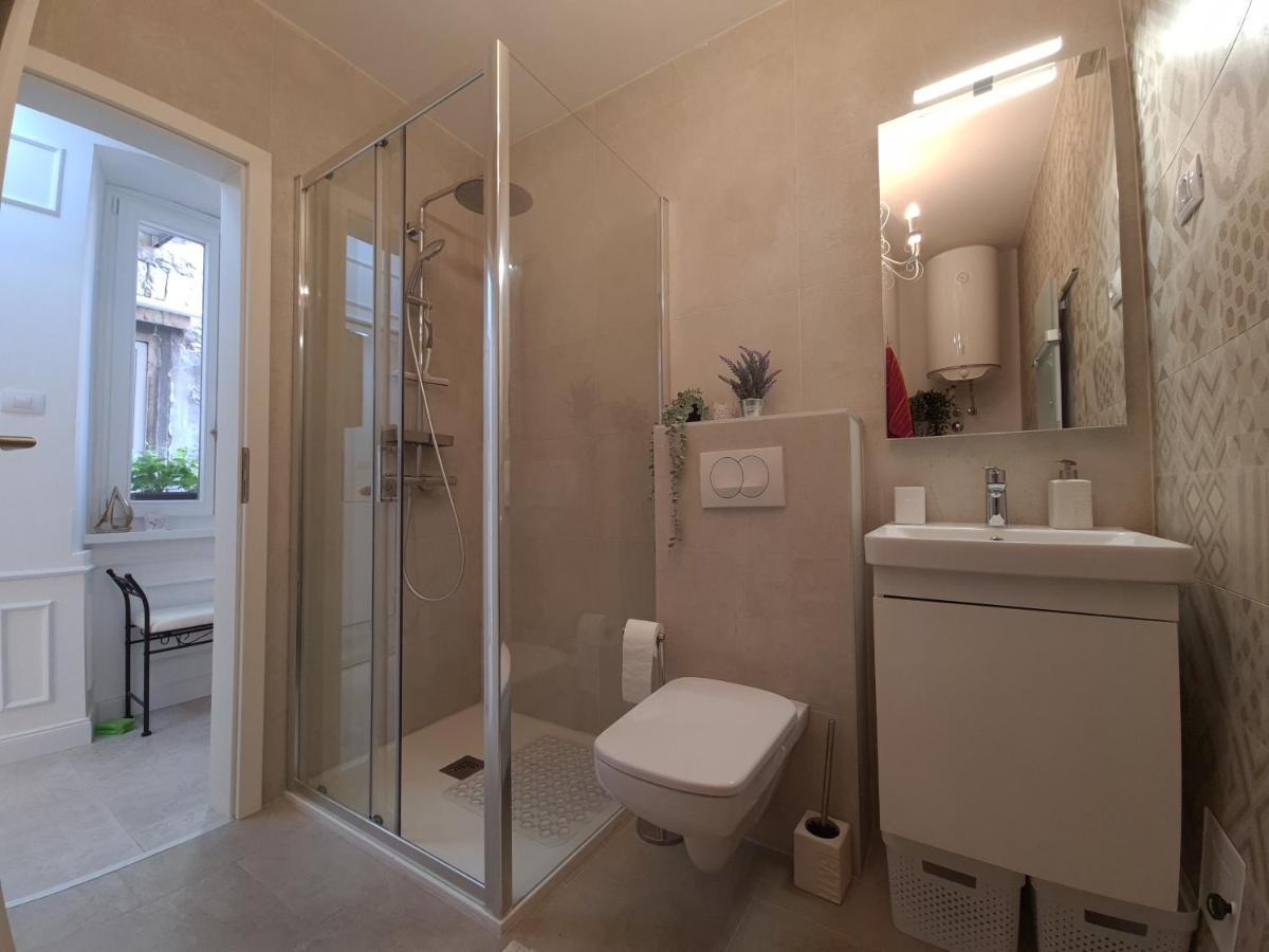 Apartment Trixi Maksimijan Pula Bagian luar foto